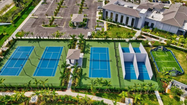 10555 Waves Way, Parkland, FL 33076