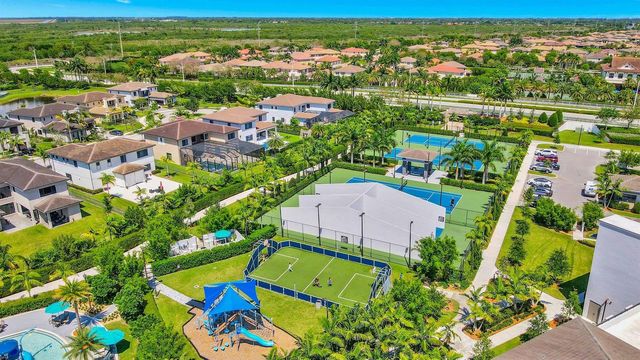 10555 Waves Way, Parkland, FL 33076