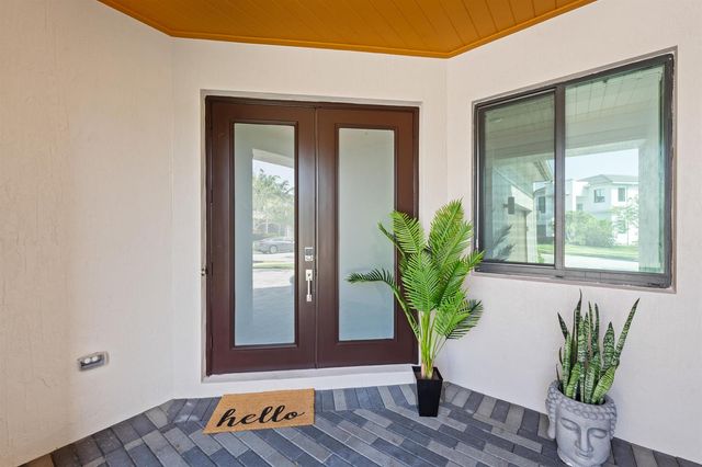 10555 Waves Way, Parkland, FL 33076