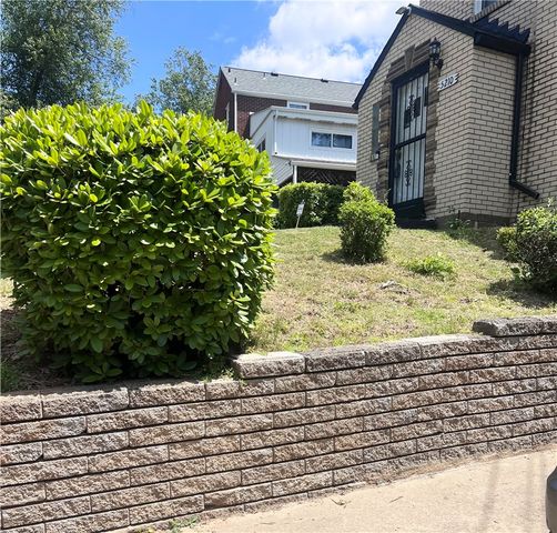 5210 White Oak, Penn Hills, PA 15147
