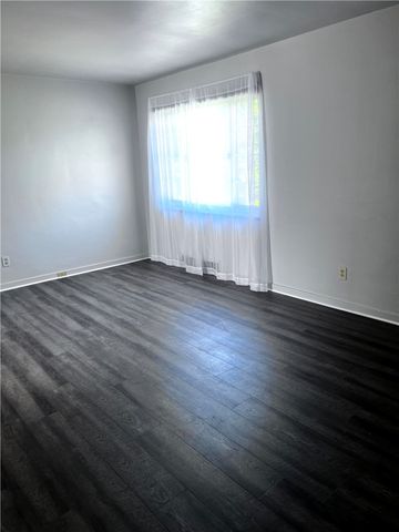 5210 White Oak, Penn Hills, PA 15147