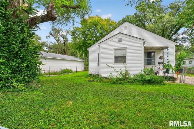 3004 S Allis Avenue, Springfield, IL 62703