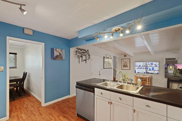 492 La Salle St, Woodbridge, CA 95258