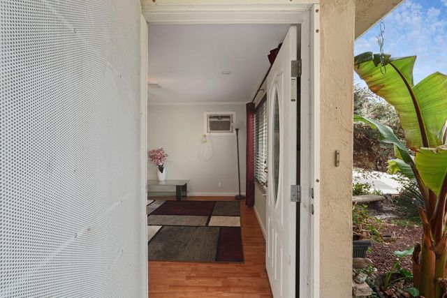 492 La Salle St, Woodbridge, CA 95258
