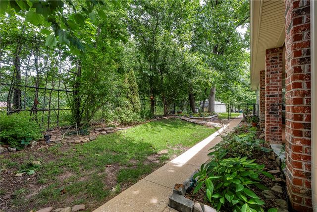 3 Sanquhar Lane, Bella Vista, AR 72715