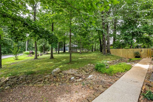 3 Sanquhar Lane, Bella Vista, AR 72715