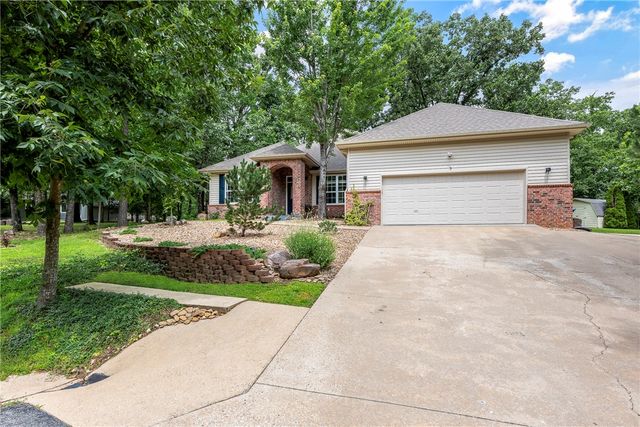 3 Sanquhar Lane, Bella Vista, AR 72715