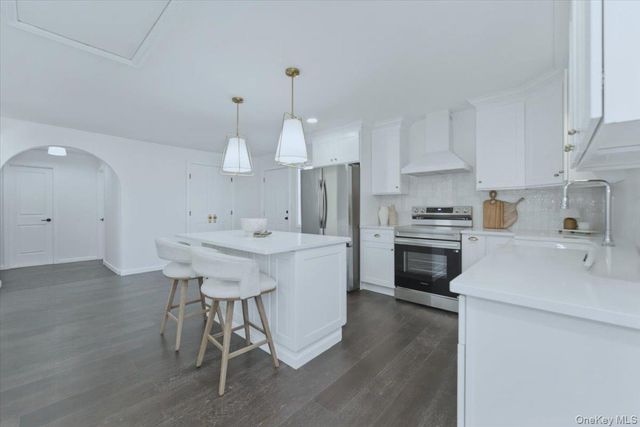 38 Lafayette Drive, Shirley, NY 11967