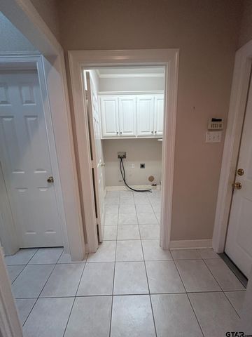 704 Shiloh Ridge, Tyler, TX 75703