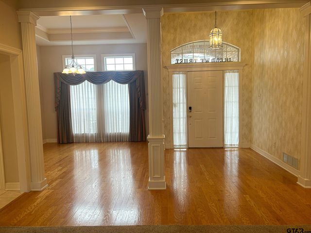 704 Shiloh Ridge, Tyler, TX 75703