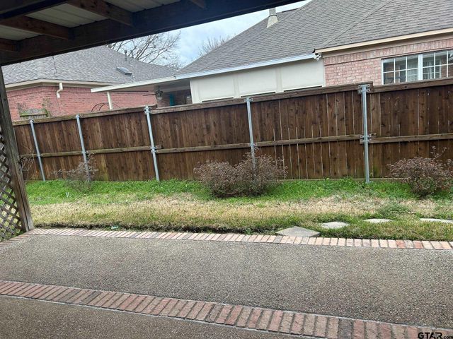 704 Shiloh Ridge, Tyler, TX 75703