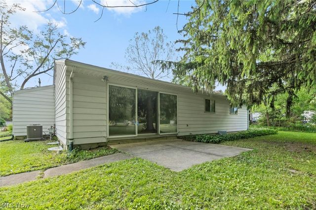 6389 Barton Road, North Olmsted, OH 44070