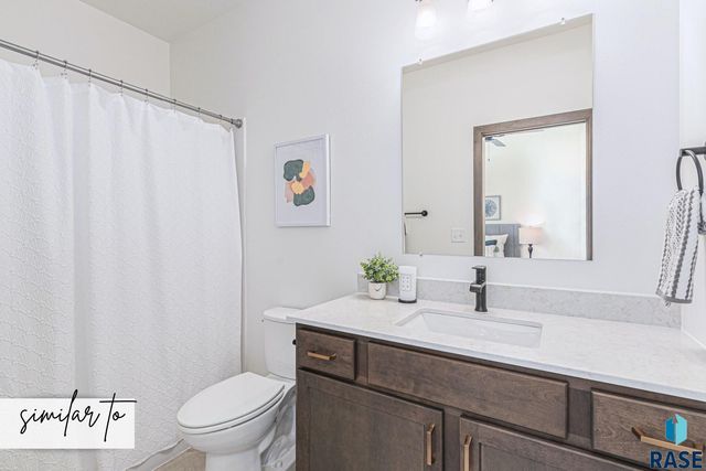 9204 W Counsel St Street, Sioux Falls, SD 57106