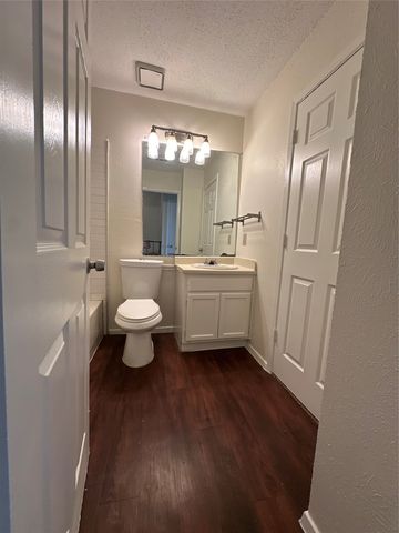 10500 Lake June Road E07, Dallas, TX 75217