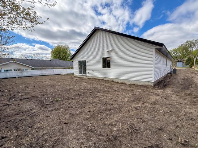 1005 2nd Street SE, Faribault, MN 55021