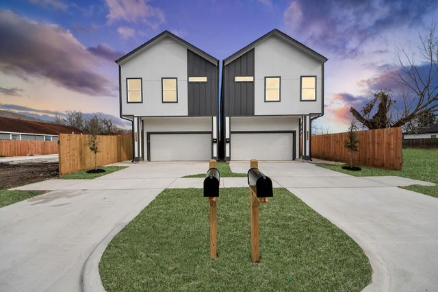 3535 & 3537 Amos Street, Houston, TX 77021