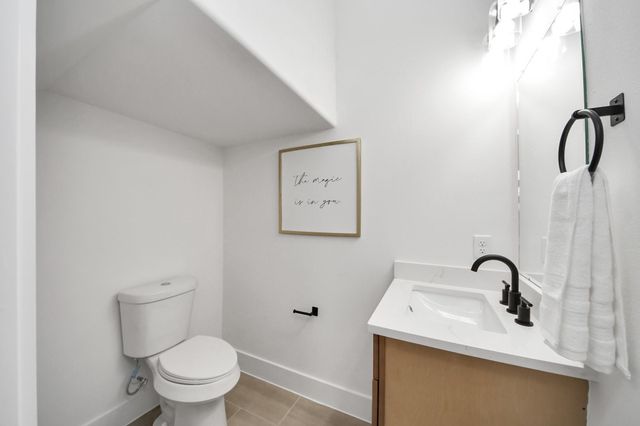 3535 & 3537 Amos Street, Houston, TX 77021