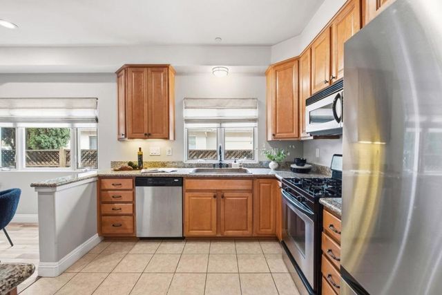 18 S 21st Street 100, San Jose, CA 95116