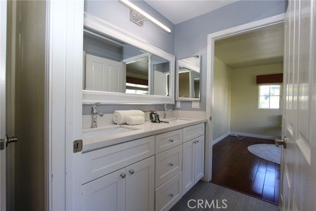 5928 Vista De La Luz, Woodland Hills (los Angeles), CA 91367