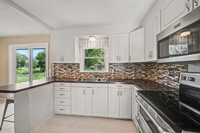 8439 Colfax Avenue S, Bloomington, MN 55420