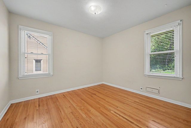 8439 Colfax Avenue S, Bloomington, MN 55420