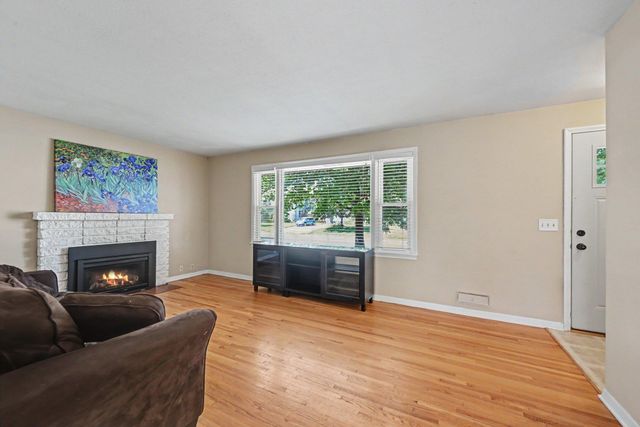 8439 Colfax Avenue S, Bloomington, MN 55420