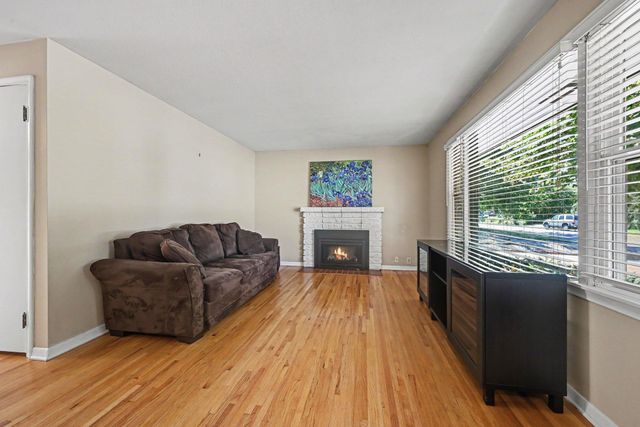 8439 Colfax Avenue S, Bloomington, MN 55420