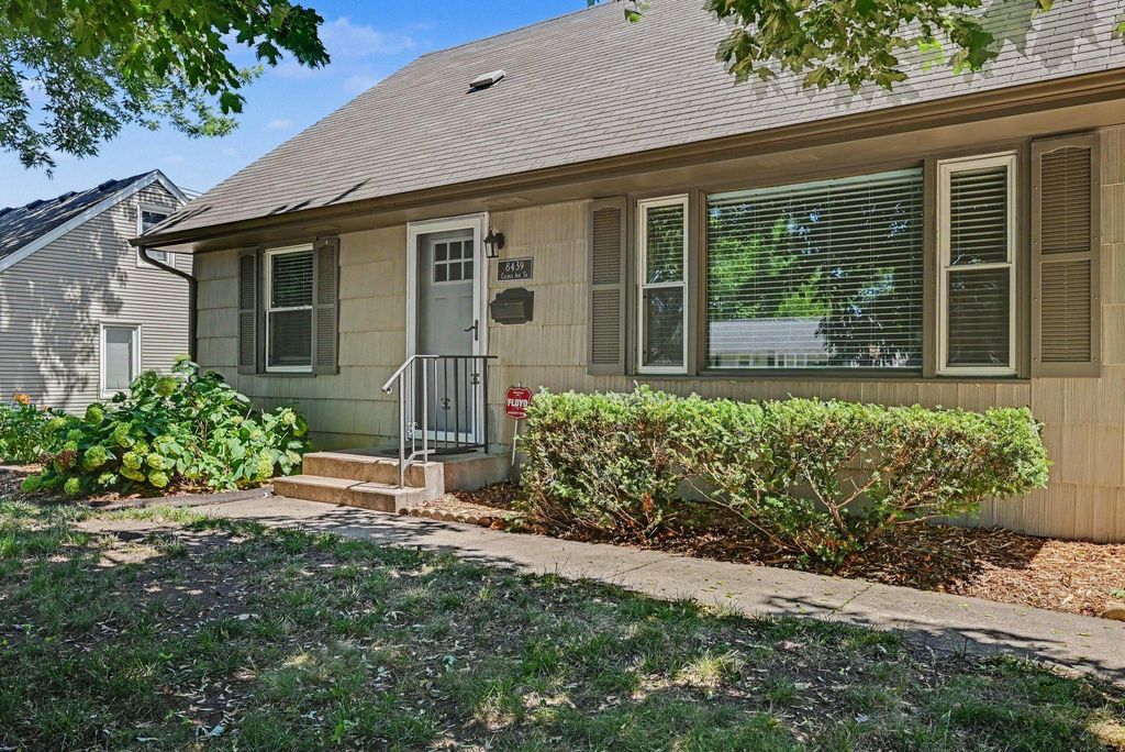 8439 Colfax Avenue S, Bloomington, MN 55420 — photo 3