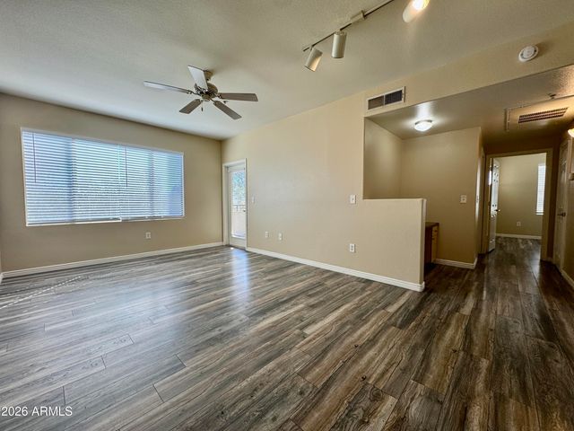 18416 N CAVE CREEK Road 2033, Phoenix, AZ 85032