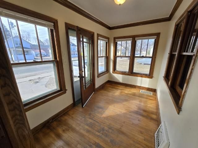 217 E CENTER STREET, Shawano, WI 54166