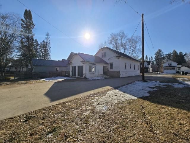 217 E CENTER STREET, Shawano, WI 54166