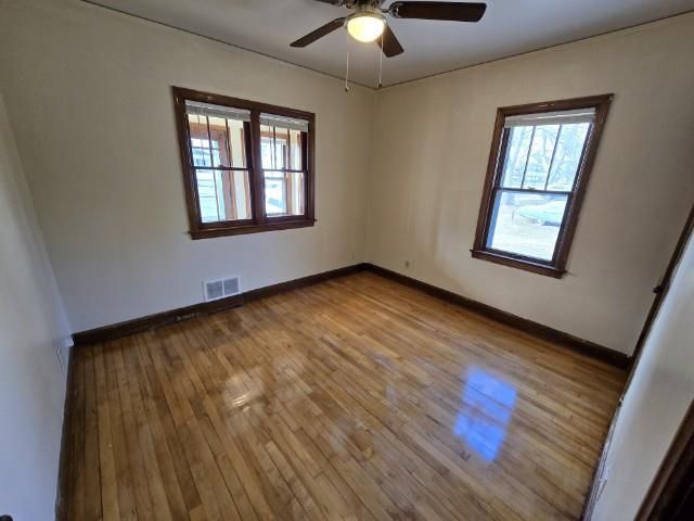 217 E CENTER STREET, Shawano, WI 54166