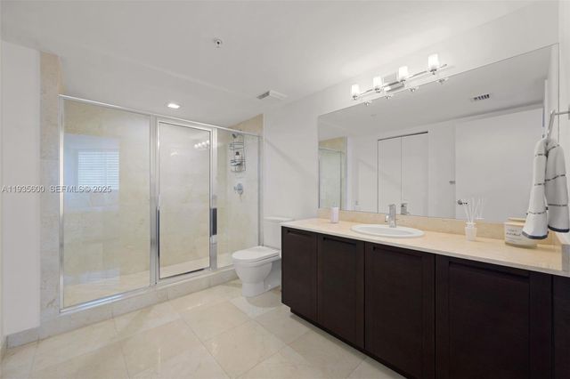 200 Sunny Isles Blvd TH-205, Sunny Isles Beach, FL 33160