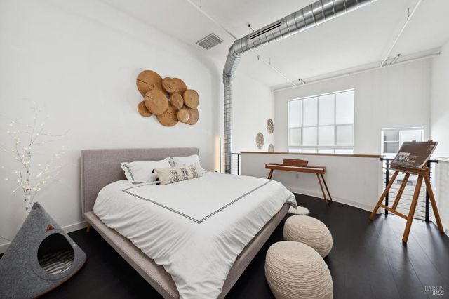 728 1st St W, Sonoma, CA 95476