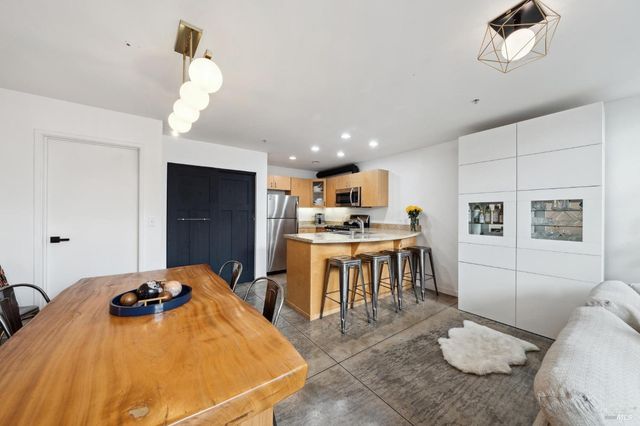 728 1st St W, Sonoma, CA 95476