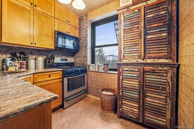 141-10 28 Ave 6B, Flushing, NY 11354