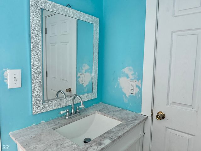 247 Hendricks Place, Indianapolis, IN 46201