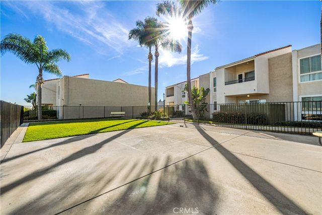 3591 Ruffin Road 125, San Diego, CA 92123