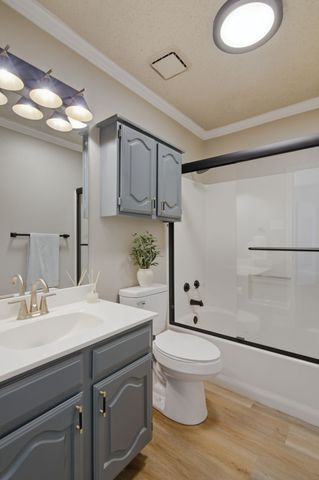 7936 Sunrise Drive, Watauga, TX 76148