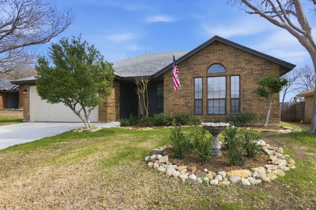 7936 Sunrise Drive, Watauga, TX 76148