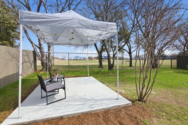 7936 Sunrise Drive, Watauga, TX 76148