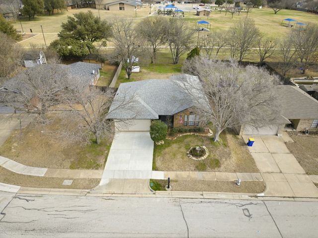 7936 Sunrise Drive, Watauga, TX 76148