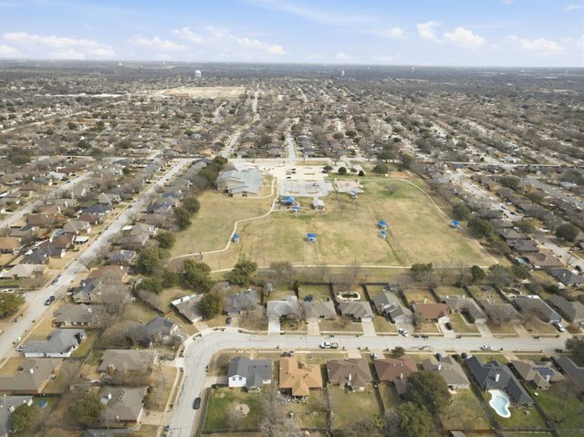 7936 Sunrise Drive, Watauga, TX 76148