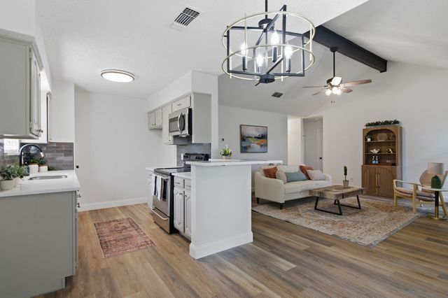 7936 Sunrise Drive, Watauga, TX 76148