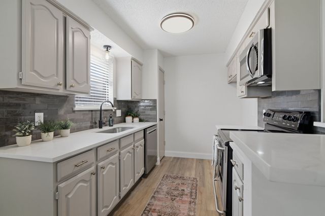 7936 Sunrise Drive, Watauga, TX 76148