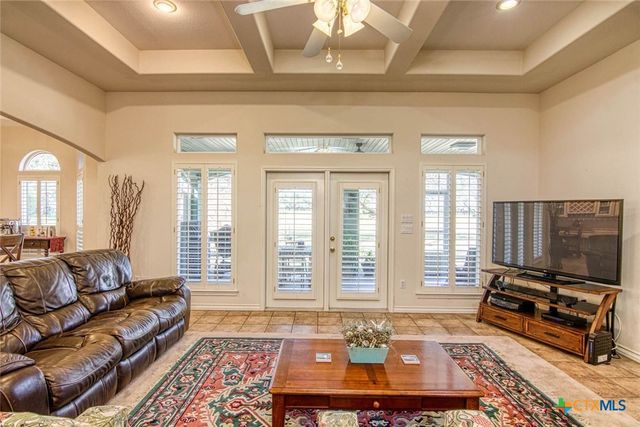 406 Cascades Drive, Rockport, TX 78382