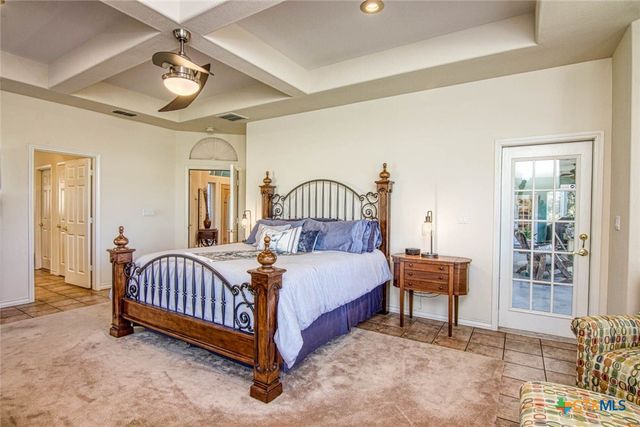 406 Cascades Drive, Rockport, TX 78382