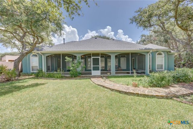 406 Cascades Drive, Rockport, TX 78382