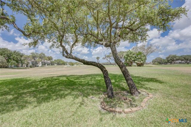 406 Cascades Drive, Rockport, TX 78382