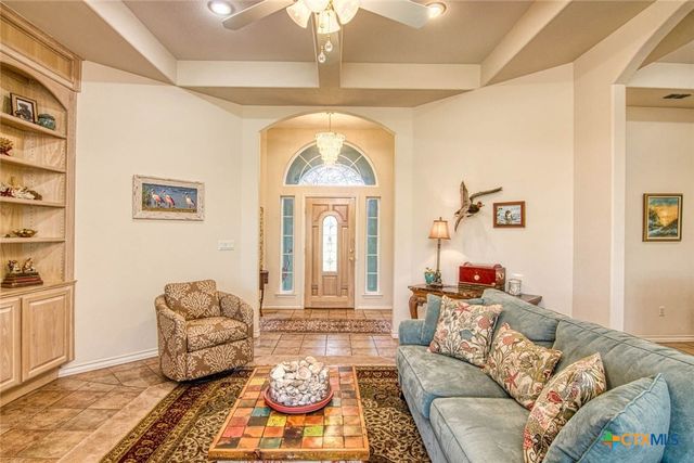 406 Cascades Drive, Rockport, TX 78382